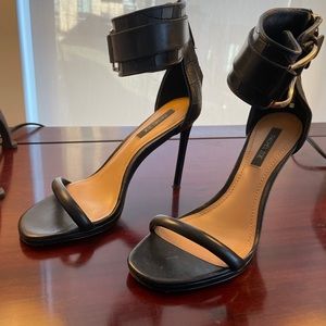 Rachel Zoe heels. Size 6
